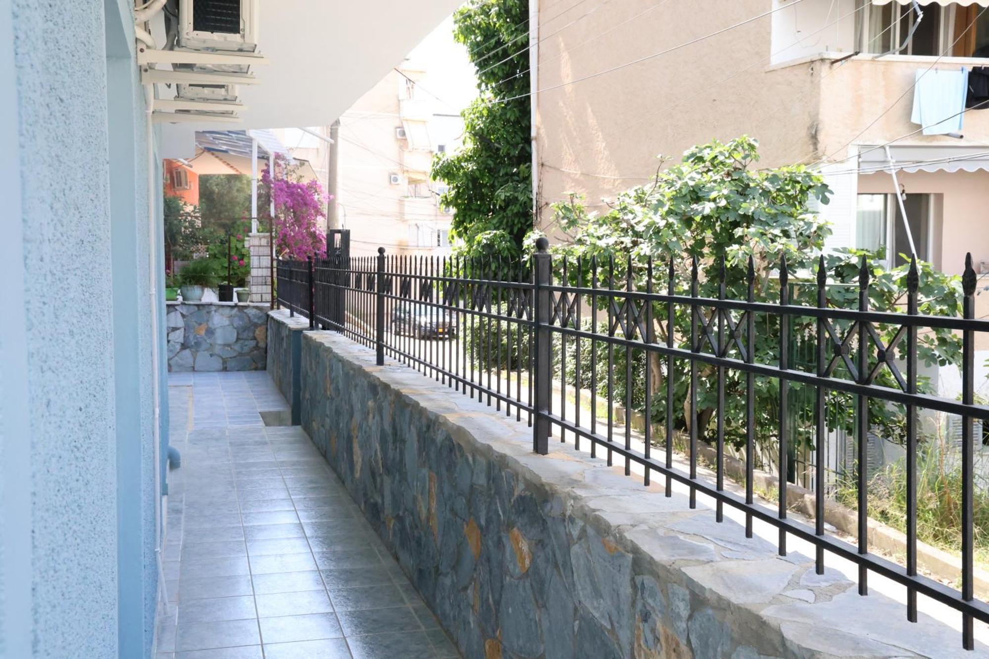 Ida Apartments Sarande Bagian luar foto